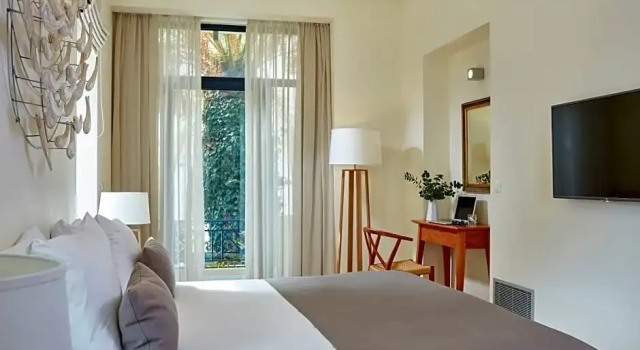 Номер Superior Avra City Boutique Hotel