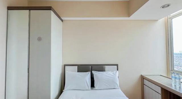 Апартаменты Standard Restful And Good Choice Studio At Tamansari Papilio Apartment