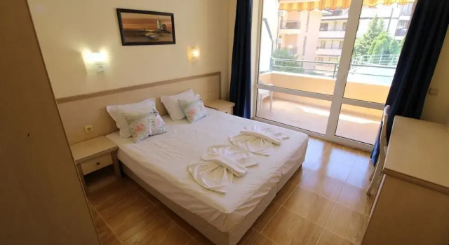 Апартаменты Comfort Menada Paradise Dreams Apartments