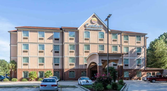 Comfort Inn & Suites Villa Rica, Book Villa Villa Rica 