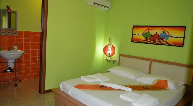 Butterfly House Bed & Breakfast, Забронировать Отель Отели Альгеро с парковкой, Парковка