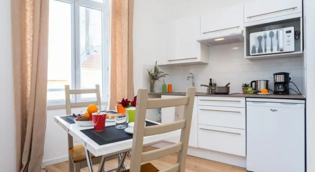 Cosy Loft, Забронировать Апартаменты/квартира Апартаменты Канн, рядом с Церковь Нотр-Дам-д'Эсперанс, Апартаменты/квартира