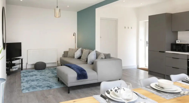 ✰OnPoint- MASSIVE House, PERFECT Location-Parking✰, Забронировать Отель Отели Ноттингема с парковкой, Парковка