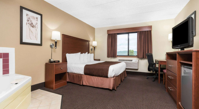 AmericInn Lodge & Suites Lake City, Varaa Hotelli Hotellit Minnesota pysäköinnillä, Pysäköinti