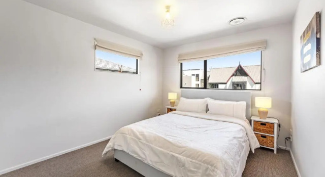 Апартаменты Blenheim Palms Motel