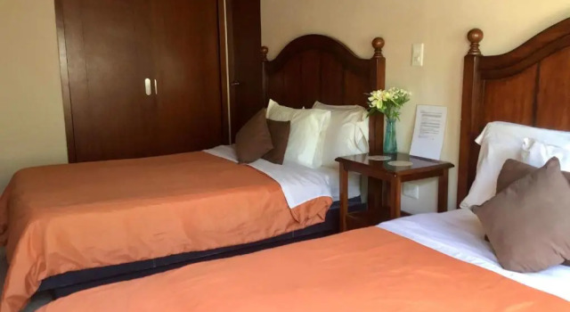 Четырёхместный номер Deluxe Bed and Breakfast Pecarí