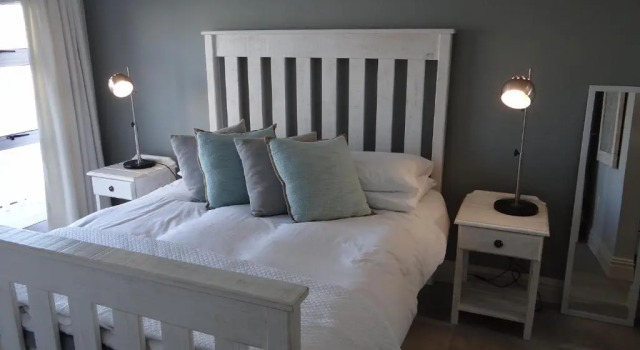 Waterside Living CAN05, Забронировать Отель Отели Route 62 3 звезды, 3*