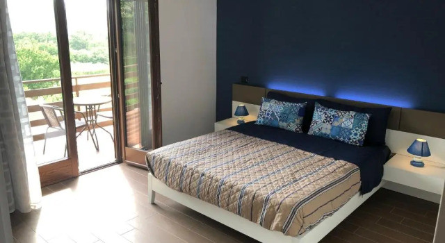 Полулюкс Deluxe B&B Artemide