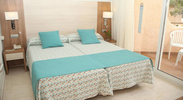 Invisa Figueral Resort, Book Resort Santa Eulalia del Rio 