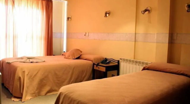 Четырёхместный номер Standard San Remo World Hotel