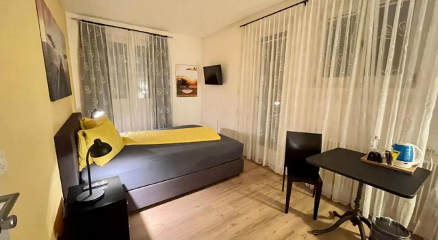 Одноместный номер Standard с балконом Hotel Movieworld