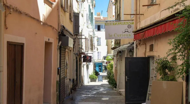 Charming flat in the heart of the old town of Ajaccio - Welkeys, Varaa Hotelli Ajaccio 
