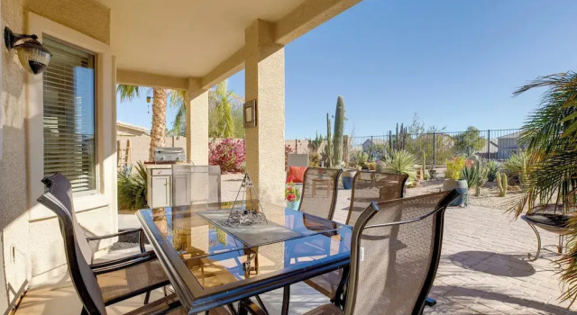 Коттедж Golfer's Oasis w/ Balcony & BBQ in San Tan Valley