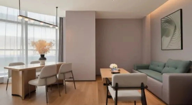 Люкс Superior Country Inn & Suites by Radisson, Zhangjiagang High-speed Railway Station Lexing Building