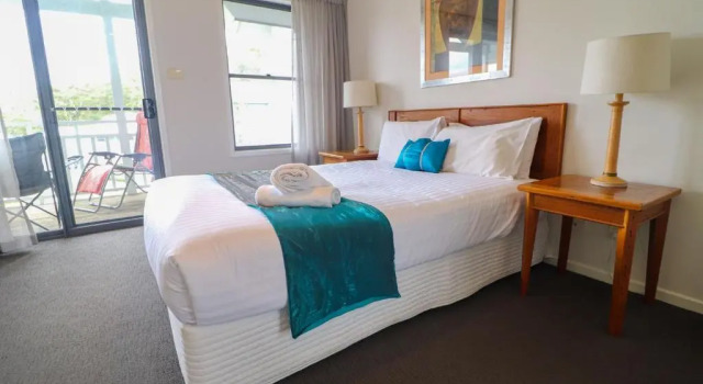 Currawong Deluxe Townhouse 439
