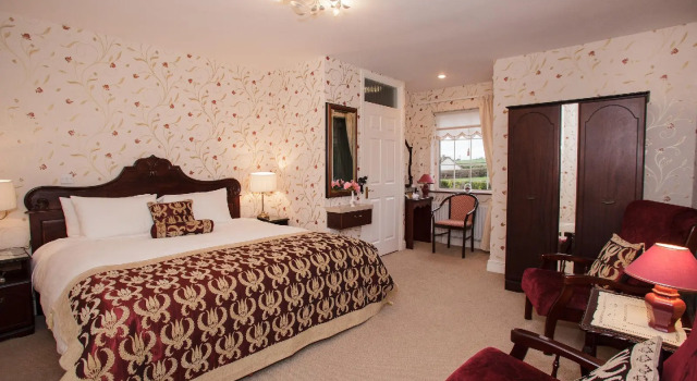 Glasha, Rezervați Hotel Ballymacarbry Waterford