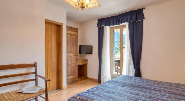 Трёхместный номер Standard Albergo Moleta