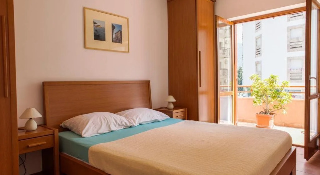 Guest House Centar, Забронировать Гостевой дом Гостевые дома Будванская ривьеры, рядом с Holy Trinity Church, Гостевой дом