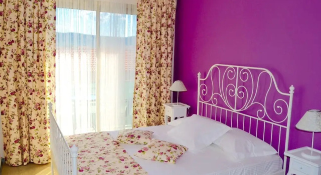 Eleven Suites, Забронировать Отель Чешме 