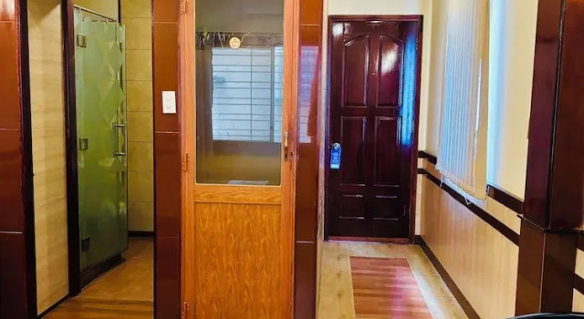 Номер Economy Bi Saigon Hotel