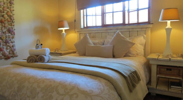 Ciara Guesthouse, Prenota Hotel Hotel a Gauteng con parcheggio, Parcheggio