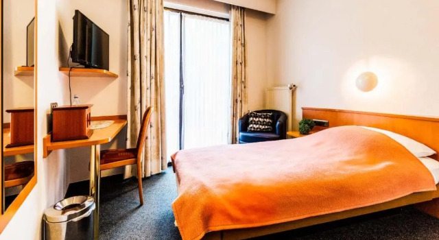 Одноместный номер Standard Hotel Quellenhof