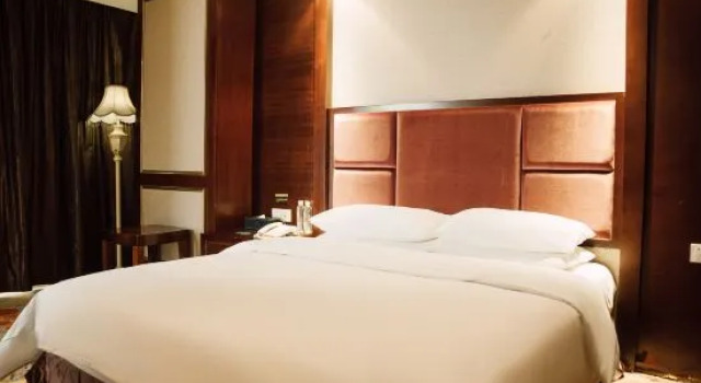 Люкс Deluxe Jinyu Longcheng Hotel