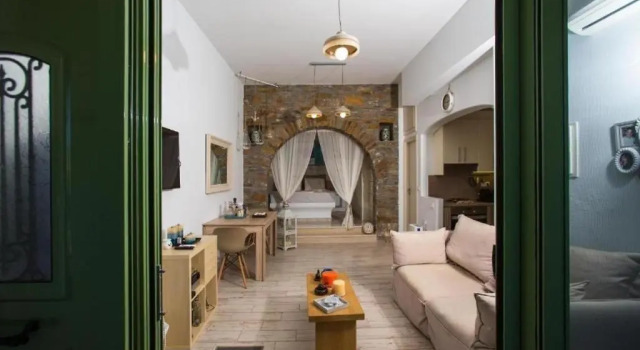 Sea Garden Suite - Loutra Kythnos, Prenota Hotel Loutra Kythnos