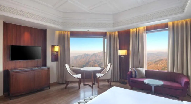 Полулюкс Radisson Kufri Shimla