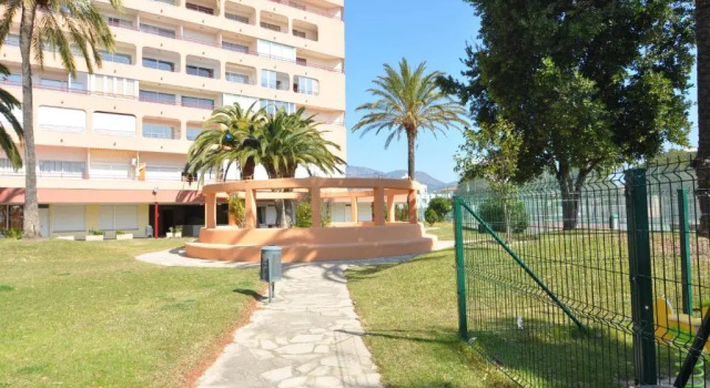 RNET - IR 7-29 Studios Roses Costa Brava