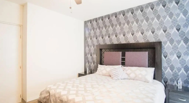 New House / VIP / 1 Block to the Beach, Prenota Hotel Hotel a Ensenada con parcheggio, Parcheggio