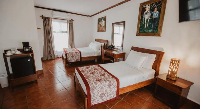 Семейный номер Standard с видом на сад Hacienda Guachipelin Volcano Ranch Hotel & Hot Springs
