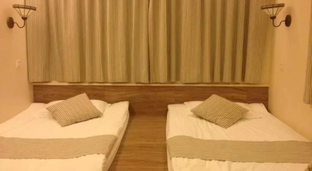 Chuxia Holiday Inn, Book Hotel Siming 