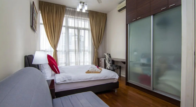 Idaman Residence KLCC 2, Забронировать Отель Отели Куала-Лумпура с парковкой, рядом с Башня Kuala Lumpur Tower, Парковка