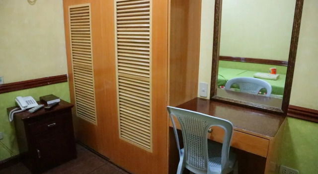 C & L Top View Inn, Rezervasyon Otel Bayawan Negros Oriental