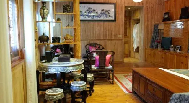 Люкс Deluxe Wuyuan Tsinghua Park Garden Homestay