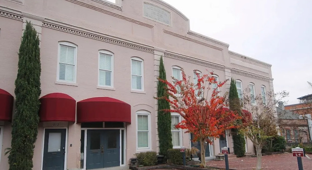 City Market by S.D.V., Prenota Hotel Savannah Georgia