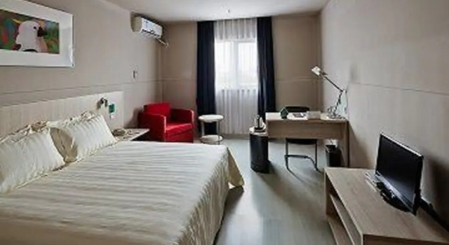 Haijin Business Hotel, Book Hotel Hoteller i Linhai med parkering, Parkering