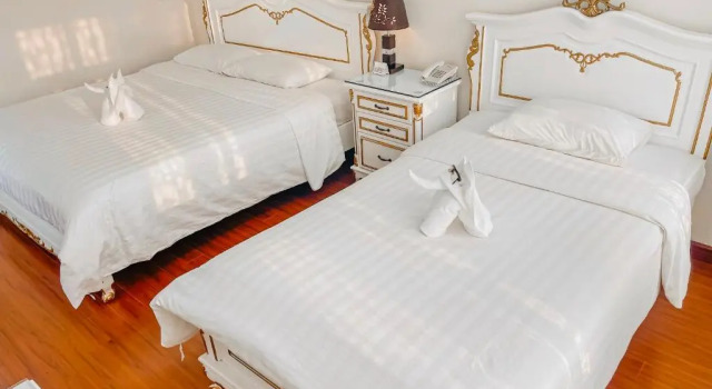 Номер Standard White Hotel