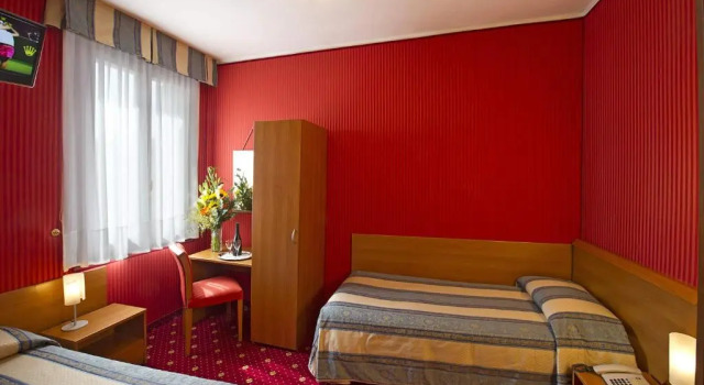Трёхместный номер Hotel Nazionale