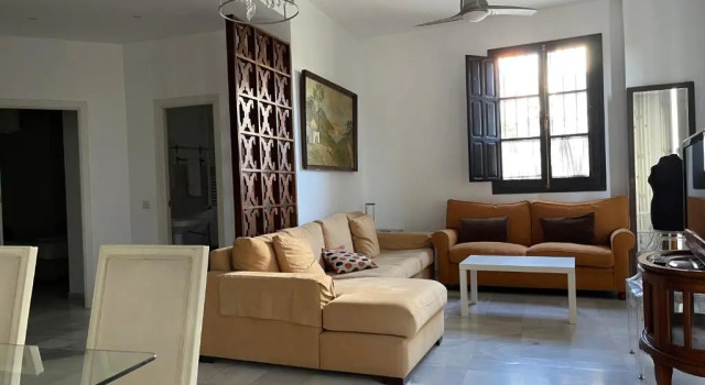 Casas de Sevilla - Apartamento Puente de Triana, Забронировать Апартаменты/квартира Отели Севильи с парковкой, рядом с Музей Pabellon de la Navegacion, Парковка