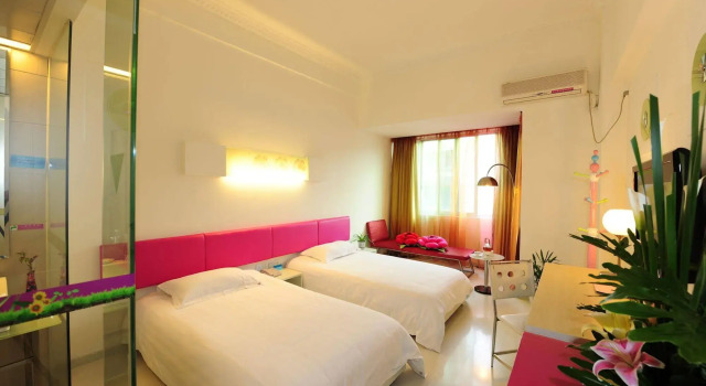 Grand 0773 Hotel