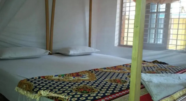 Kaithakuzhi Home Stay