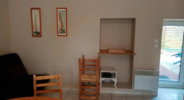 Maison de 2 chambres avec jardin clos et wifi a Cancale