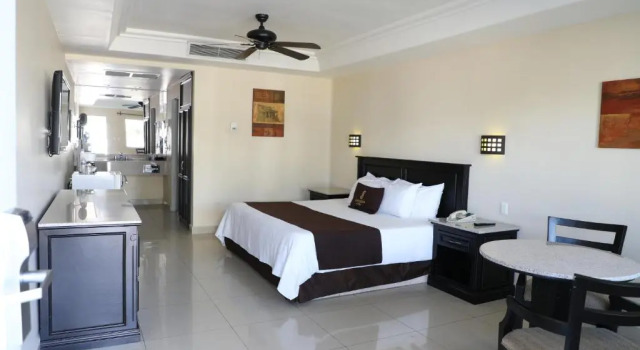 Standart oda Hotel Santorian
