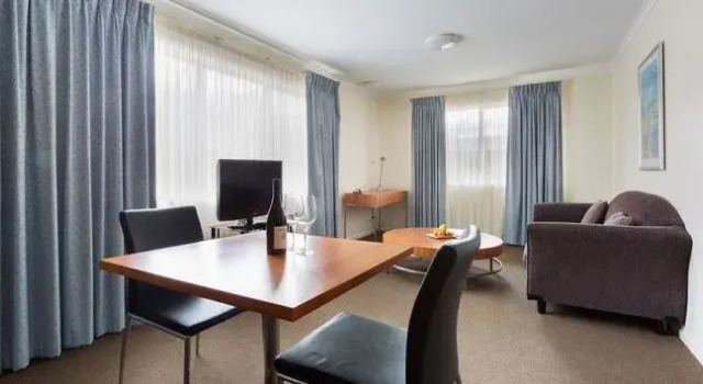 Premier Hotel & Apartments, Prenota Appartamento Belconnen New South Wales