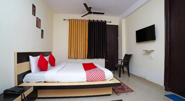 OYO 41348 Hotel Sameer Residency, Rezervovat Hotel Nainital Uttarakhand