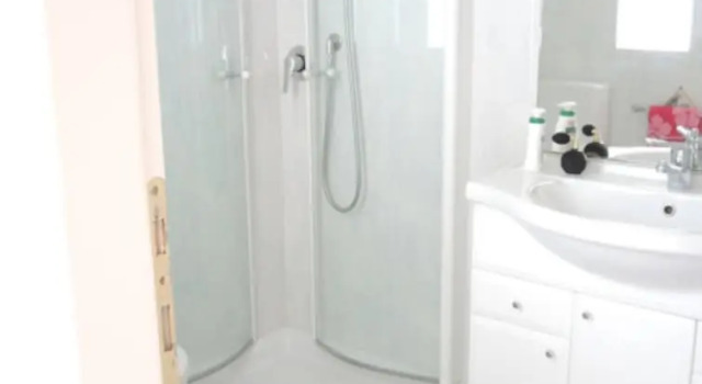 Апартаменты c 1 комнатой с балконом и с видом на город Beachside Flat With Balcony
