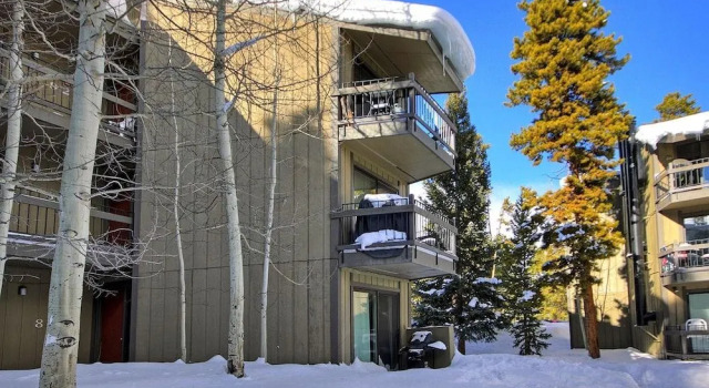 Gold Camp I131, Забронировать Отель Отели Брекенридж с парковкой, рядом с Trygve's Platter Chair Lift, Парковка