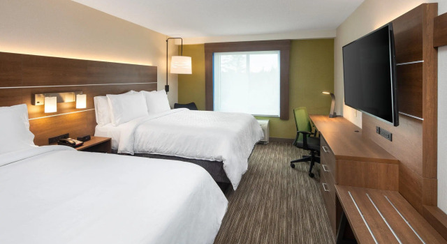 Четырёхместный номер Standard Holiday Inn Express & Suites Halifax Airport by IHG